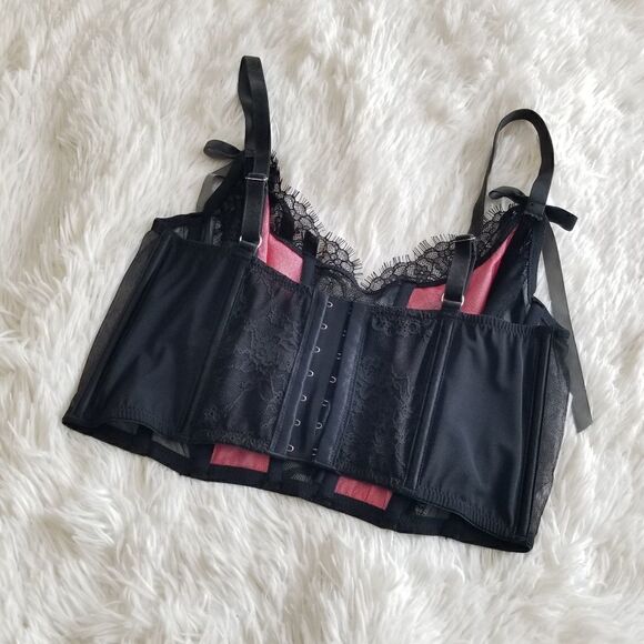 MEDIUM Victoria's Secret Red Bra Set - Picture 8 of 16